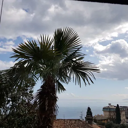 Sunny 150 M From The Sea Apartman