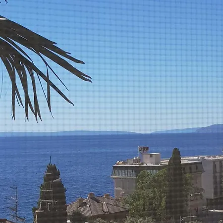 Apartment Sunny 150 M From The Sea *