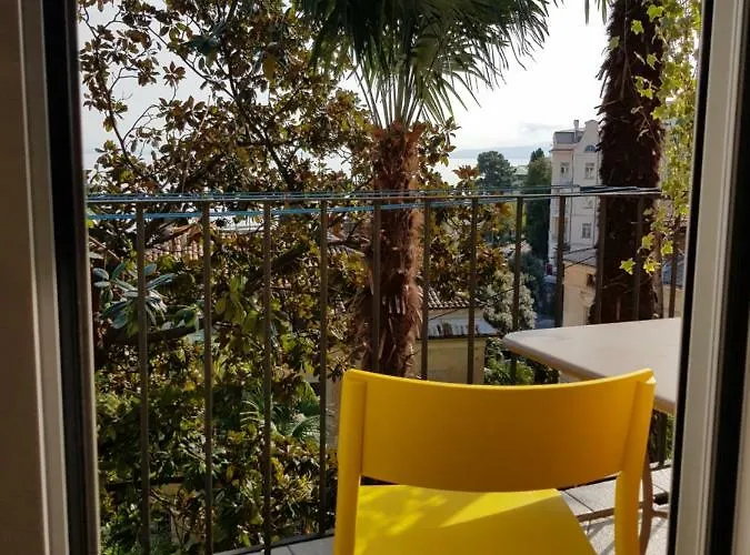 Διαμέρισμα Sunny 150 M From The Sea Οπατία