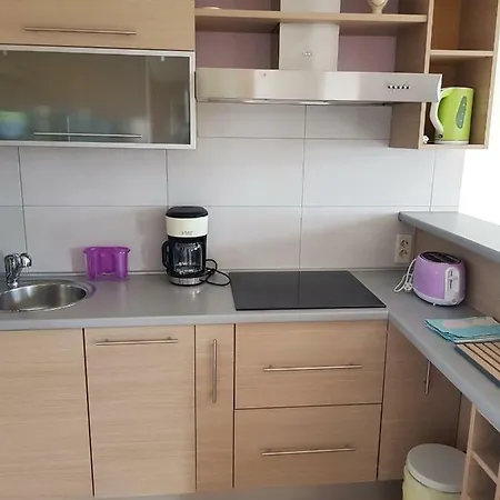 Sunny 150 M From The Sea Apartment