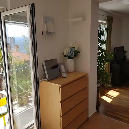 Apartment Sunny 150 M From The Sea *