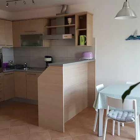 Sunny 150 M From The Sea Апартаменты Опатия