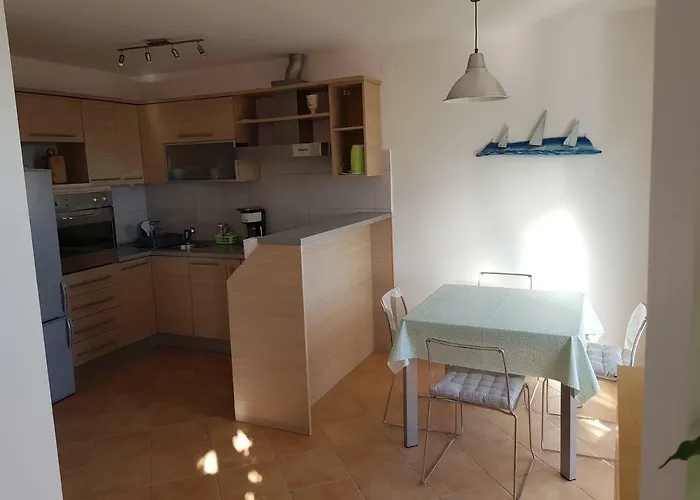 Sunny 150 M From The Sea *